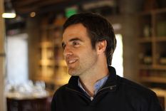 Miguel Zuccardi es el responsable de todo el área olivícola de Familia Zuccardi y fue el primer sudamericano en ingresar a Brave Millers – Frantoiani Coraggiosi.