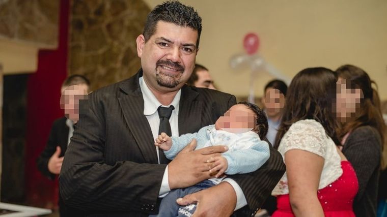 El hombre discutió con un pasajero y terminó muerto