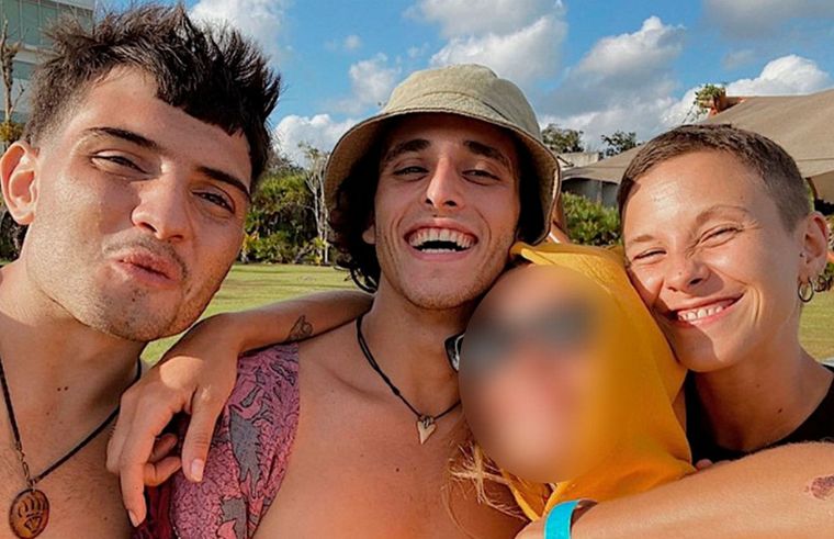 Los jóvenes atacados en la playa de México conocieron a su agresor un día antes de arribar a las lagunas de Chacahua Foto: Facebook Facu Gamond