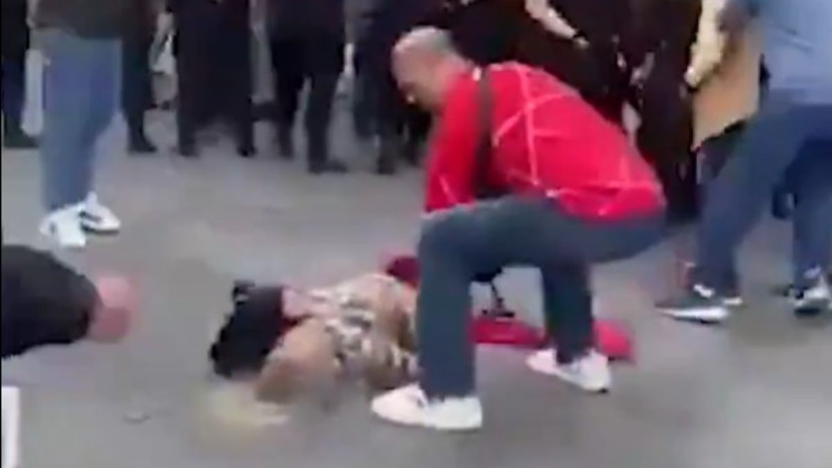 La Justicia deja a un paso del juicio oral al policía acusado de agredir a una jubilada frente al Congreso
