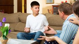 Uno de los mayores desafíos que enfrentan los adultos hoy es intentar conectar con los adolescentes impenetrables.