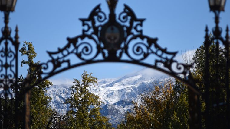 Los portones del Parque San Martín son un sello de Mendoza. Los portones del Parque San Martín son un sello de Mendoza.