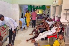 Personas heridas en un ataque suicida son atendidas en un hospital en Maiduguri, estado de Borno, Nigeria Foto: REUTERS