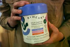 ByHeart, la fórmula en polvo vinculada al brote de botulismo infantil en Estados Unidos.