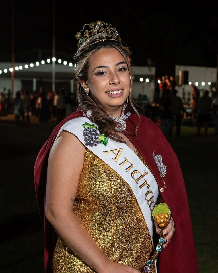 Carla Saracena de Andrade. Carla Saracena de Andrade.