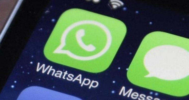 La Comisión de Bolsa y Valores de EE.UU. multó con US$1.100 millones a una decena de firmas de inversión por usar WhatsApp y no guardar registros de sus comunicaciones internas Foto: EFE