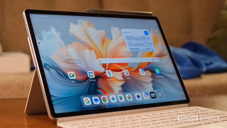 Lenovo presenta su tablet con IA. Lenovo presenta su tablet con IA.