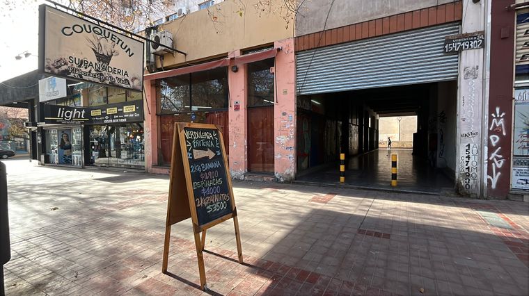 Atención porque la entrada pasa totalmente desapercibida. Atención porque la entrada pasa totalmente desapercibida.