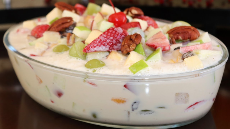 Esta receta es muy elegida en verano porque se sirve bien fría y resulta refrescante. Esta receta es muy elegida en verano porque se sirve bien fría y resulta refrescante.