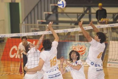 MDZol | El Mendoza Vóley juega con la obligación de alcanzar una victoria en la noche de hoy. Foto: MDZ