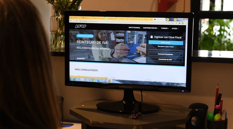 Los monotributistas pueden consultar sus deudas y generar el VEP en pocos pasos en ARCA. Los monotributistas pueden consultar sus deudas y generar el VEP en pocos pasos en ARCA.