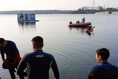 La pequeña de 9 años logró nadar hasta la orilla, pero su padre se ahogó en el intento Foto: Bomberos Voluntarios de Embalse