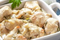 Pollo en salsa blanca. Foto: Prensa Libre (prensalibre.com=