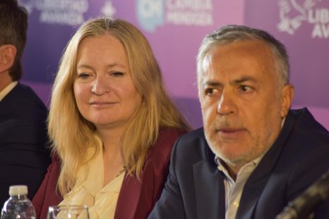 Hebe Casado irrumpió con su crítica interna en medio del silencio del radicalismo. Hebe Casado irrumpió con su crítica interna en medio del silencio del radicalismo.