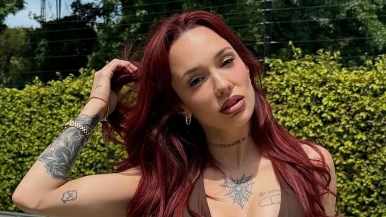 El color que obsesionó a las famosas pasó por el guardarropa de La Joaqui.