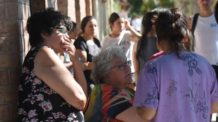 Los vecinos de la calle Newbery de Godoy Cruz. Los vecinos de la calle Newbery de Godoy Cruz.