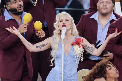 MDZol | Lady Gaga Super Bowl (2)