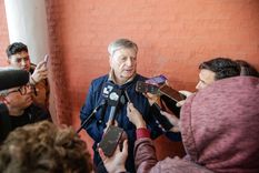 El gobernador de La Pampa, Sergio Ziliotto, presentó un amparo colectivo ante la Justicia Federal para frenar la reforma de la Ley de Glaciares.