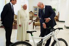 asi funciona la bici electrica smart del papa francisco