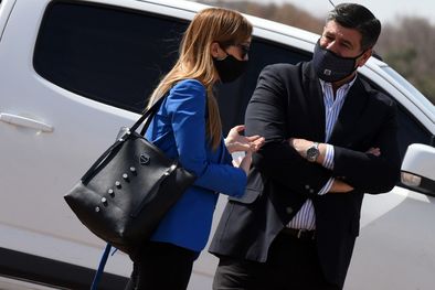 MDZol | La senadora Anabel Fernández Sagasti y el vicegobernador Mario Abed. Las negociaciones por el presupuesto 2021 comenzaron. Foto: ALF PONCE MERCADO / MDZ