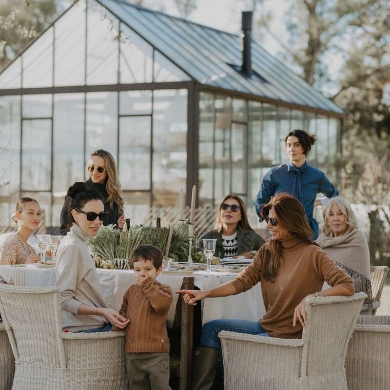 Juliana Awada compartió la foto de un almuerzo con detalles bien pensados. Juliana Awada compartió la foto de un almuerzo con detalles bien pensados.