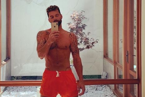 Ricky y una selfie frente al espejo.