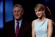 el padre de taylor swift enfrento a un ladron que intento robar su casa