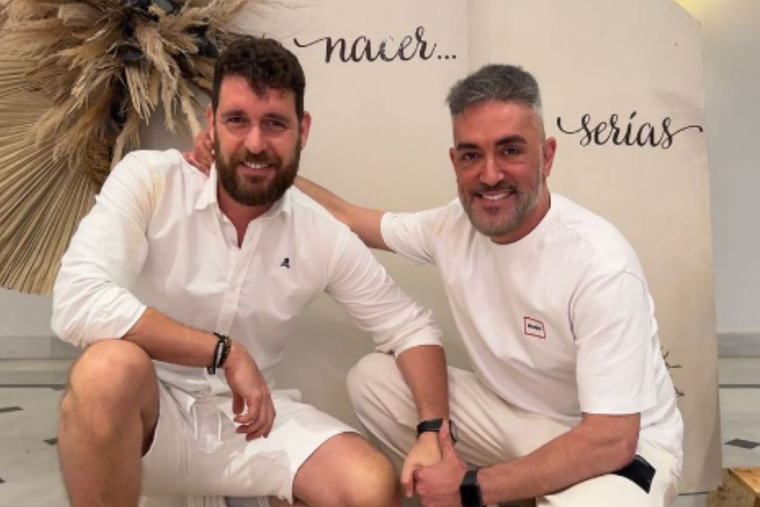 Kiko Hernández y Fran Anton están viviendo una historia de amor de ensueño. Foto: Instagram @kikohernandeztv