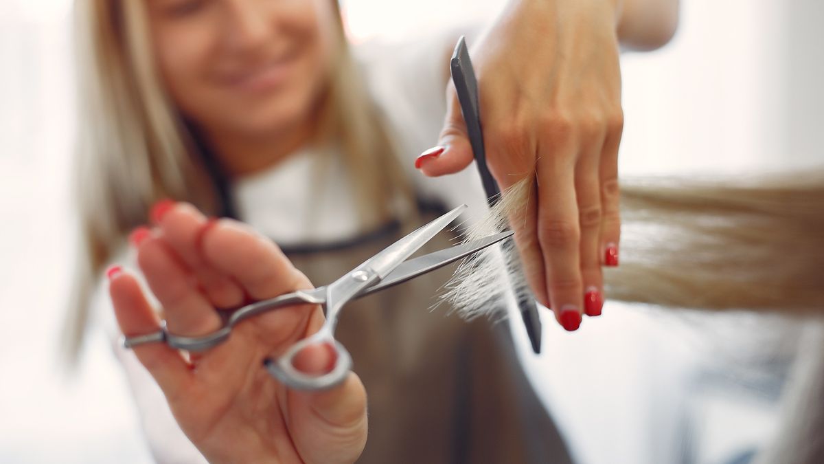Cortarse el pelo el 30 de agosto: el ritual de Santa Rosa que sigue vigente