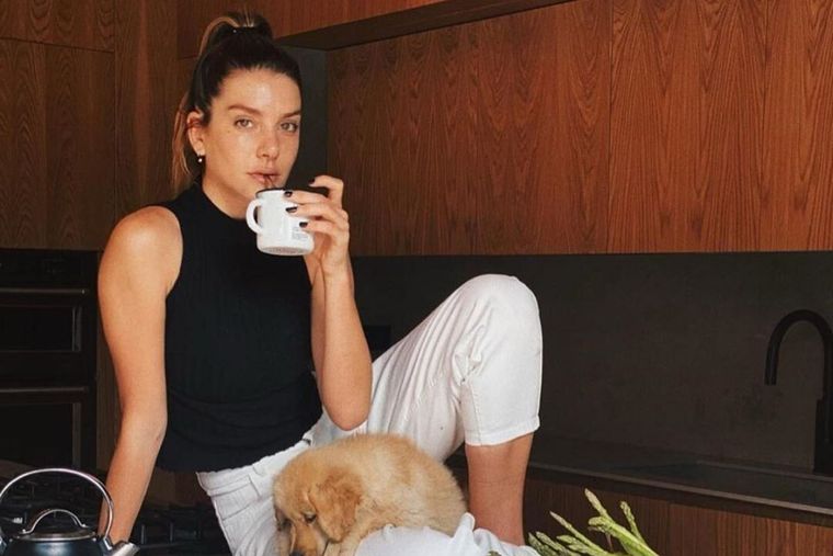 Valentina Ferrer, J Balvin