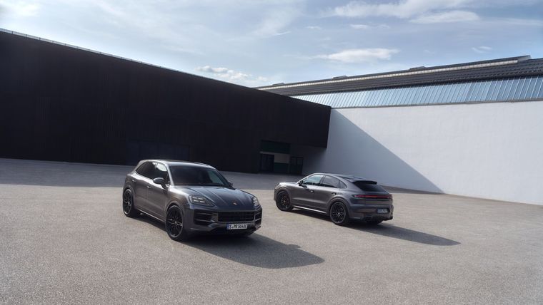 Así son los nuevos Porsche Taycan y Cayenne Black Edition