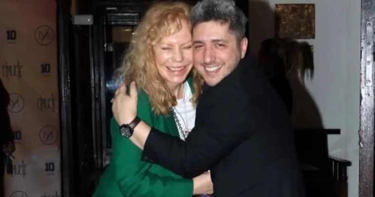 Cecilia Roth y Jey Mammon