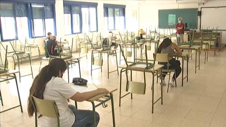 La soledad de los mayores y la necesidad de referentes de los chicos se resuelven en el mismo espacio. La soledad de los mayores y la necesidad de referentes de los chicos se resuelven en el mismo espacio.