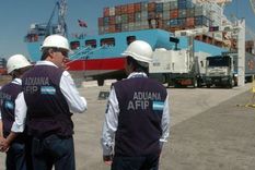 huelga de aduaneros le podria costar u$s 500 millones al pais