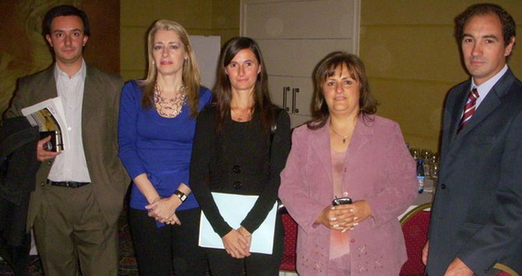 Invitados y disertantes: Germán Sala, María Amelia Videla, Mariana Lahún, Fanny Sarobe y Fernando Podestá, gerente regional de Manpower. Foto: MDZ