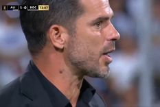 A los gritos, Gago le recriminó mayor actitud a uno de sus futbolistas en el borde del campo de juego y fue captado por las cámaras de televisión. Foto: Captura de TV