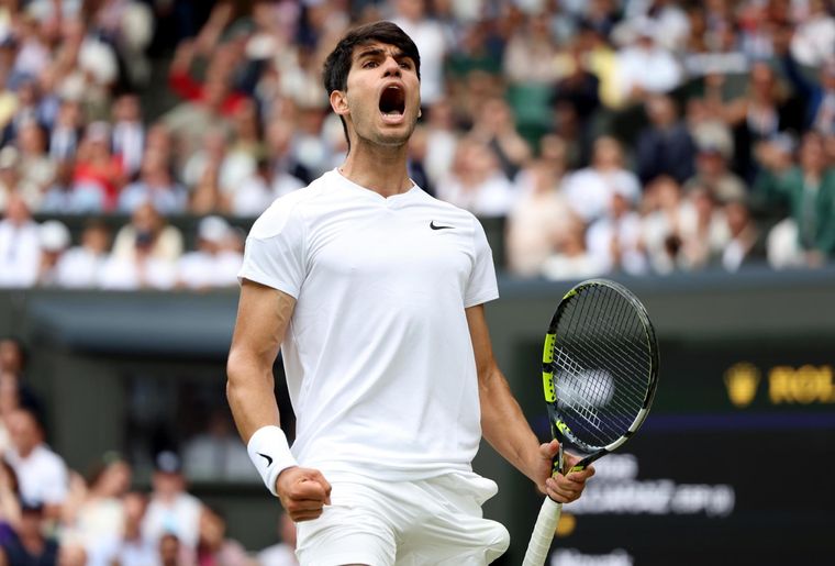 Alcaraz jugará su tercera final de Wimbledon. Foto: EFE