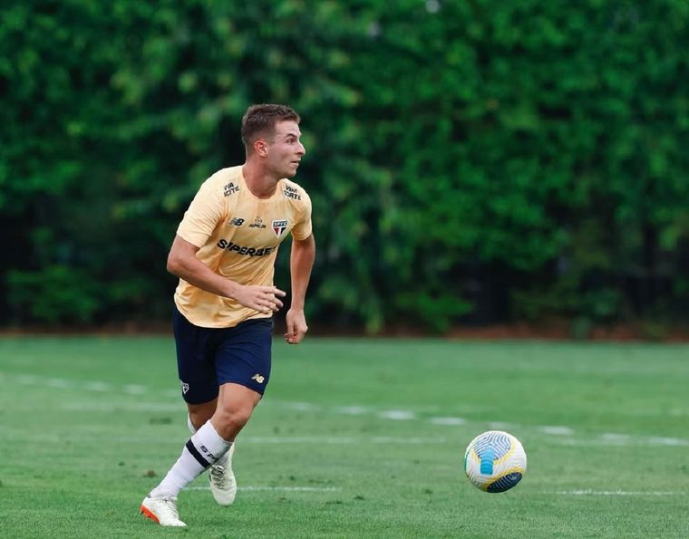 El futbolista ya estuvo en la mira de Boca durante otros mercados de pases. Foto: IG @giulianogaloppo