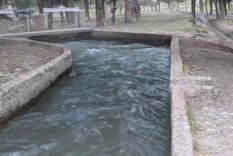 La mujer fue arrastrada por el canal y murió ahogada pese a las maniobras de reanimación