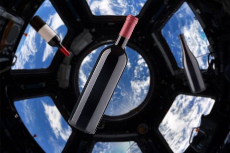 Vino espacial: la curiosa misión de 12 botellas que salieron de la Tierra