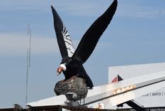 El Cóndor del Acceso, en Guaymallén, es uno de los íconos de la provincia y pertenece al departamento más poblado de Mendoza Foto: ALF PONCE MERCADO / MDZ