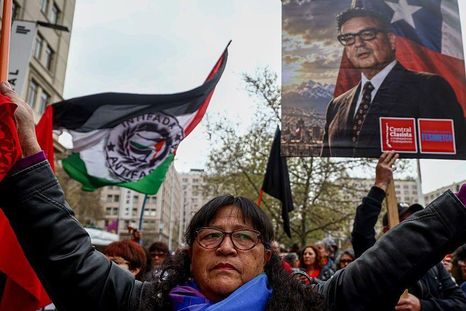 Aunque el gobierno optó por no organizar actos oficiales, amplios sectores de la sociedad chilena recordaron el 53 aniversario del golpe contra Salvador Allende. Aunque el gobierno optó por no organizar actos oficiales, amplios sectores de la sociedad chilena recordaron el 53 aniversario del golpe contra Salvador Allende.
