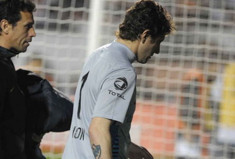 Orión se lesionó en la final ante Corinthians. Foto: Télam