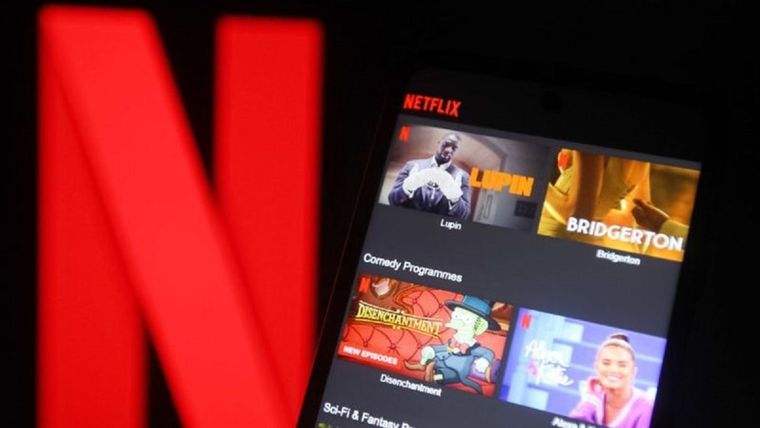 La pandemia es un arma de doble filo para Netflix: más suscriptores pero menos estrenos. Foto: GETTY IMAGES
