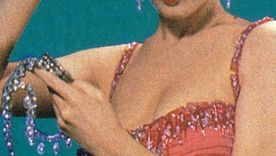 La actriz estadounidense Marilyn Monroe (1926-1962), interpretando el papel de Lorelei Lee, en una escena del film Los caballeros las prefieren rubias, dirigida por Howard Hawks, 1953. Foto: GETTY IMAGES