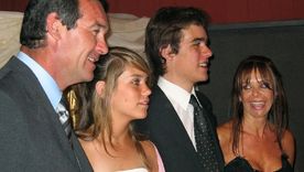 Nora Dalmasso junto a Marcelo Macarron y sus hijos Valentina y Facundo. Foto: Na