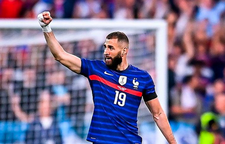 Karim Benzema El delantero anunció su retiro de la Selección de Francia. Foto: Benzema