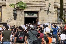 videos: violenta marcha en mexico por una muerte causada por la policia