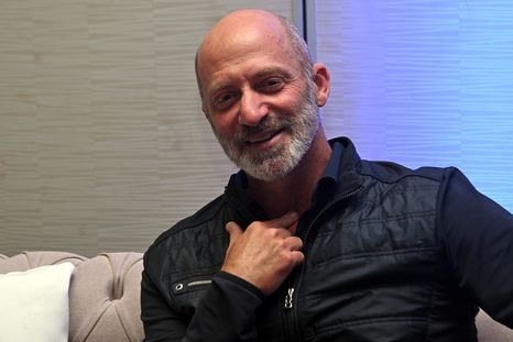 Estanislao Bachrach llegó a Mendoza de la mano de Banco Macro al Foro de Inversiones & Negocios Mendoza 20206. Estanislao Bachrach llegó a Mendoza de la mano de Banco Macro al Foro de Inversiones & Negocios Mendoza 20206.