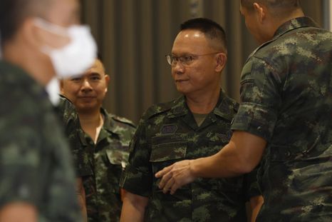 estallo el conflicto entre tailandia y camboya: hay 12 muertos y decenas de heridos estallo el conflicto entre tailandia y camboya: hay 12 muertos y decenas de heridos